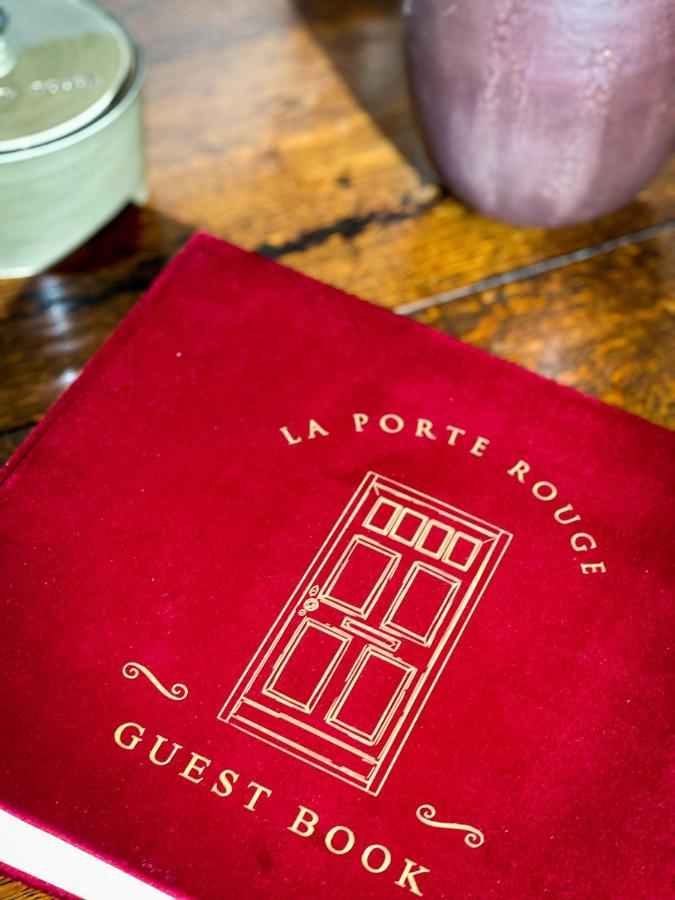 אאודנרדה La Porte Rouge - The Red Door מראה חיצוני תמונה